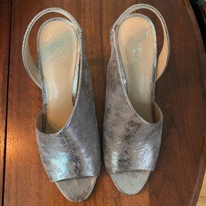 Vince Camuto 'VC-Crasantha' Grey/Silver heels